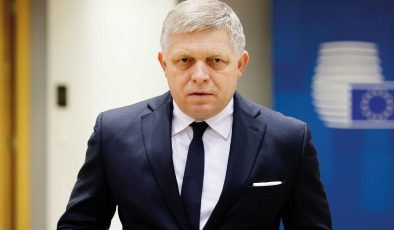 Slovakya Başbakanı’na suikast girişimi